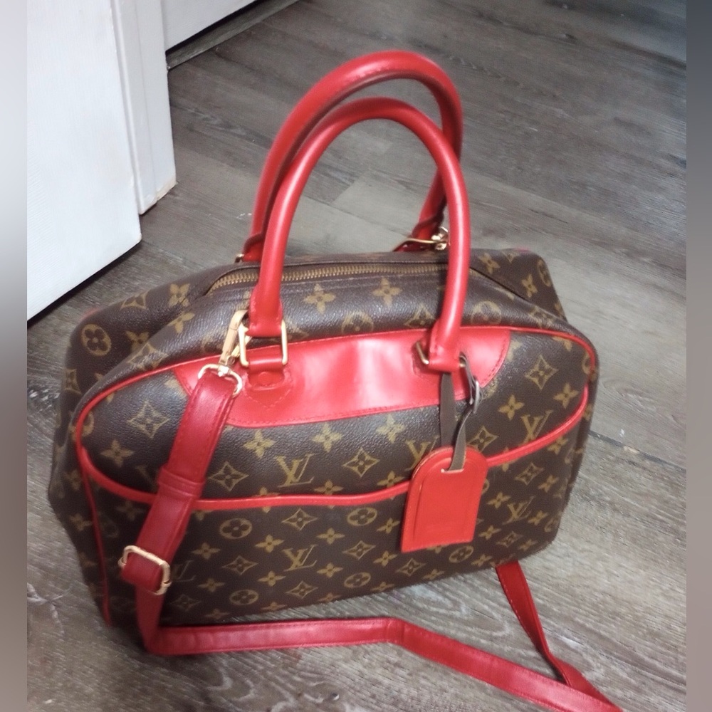 Louis Vuitton Bag - Picture 6 of 16